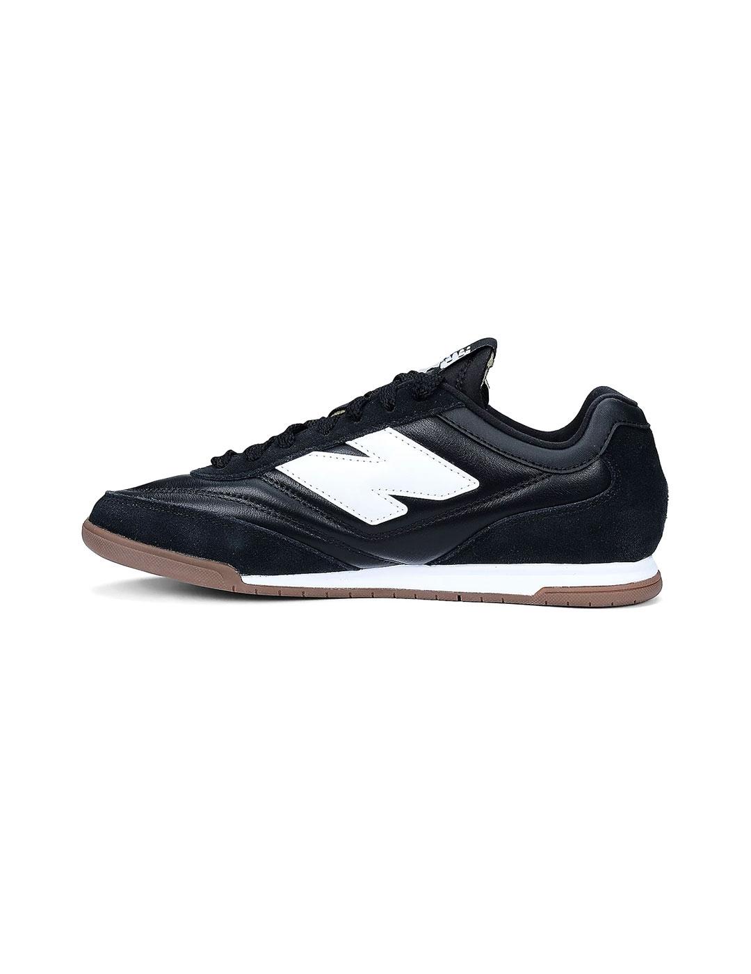 Zapatillas New Balance URC42LB negra de hombre y mujer