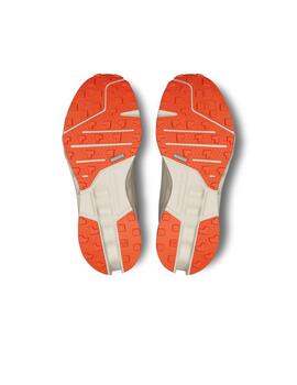 On Running Cloudsurfer Trail beige naranja de hombre