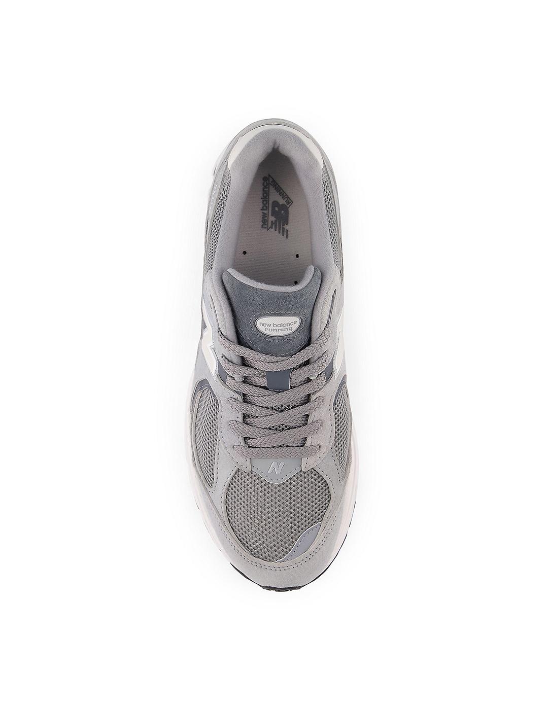 Zapatillas New Balance M2002RST gris de mujer y hombre