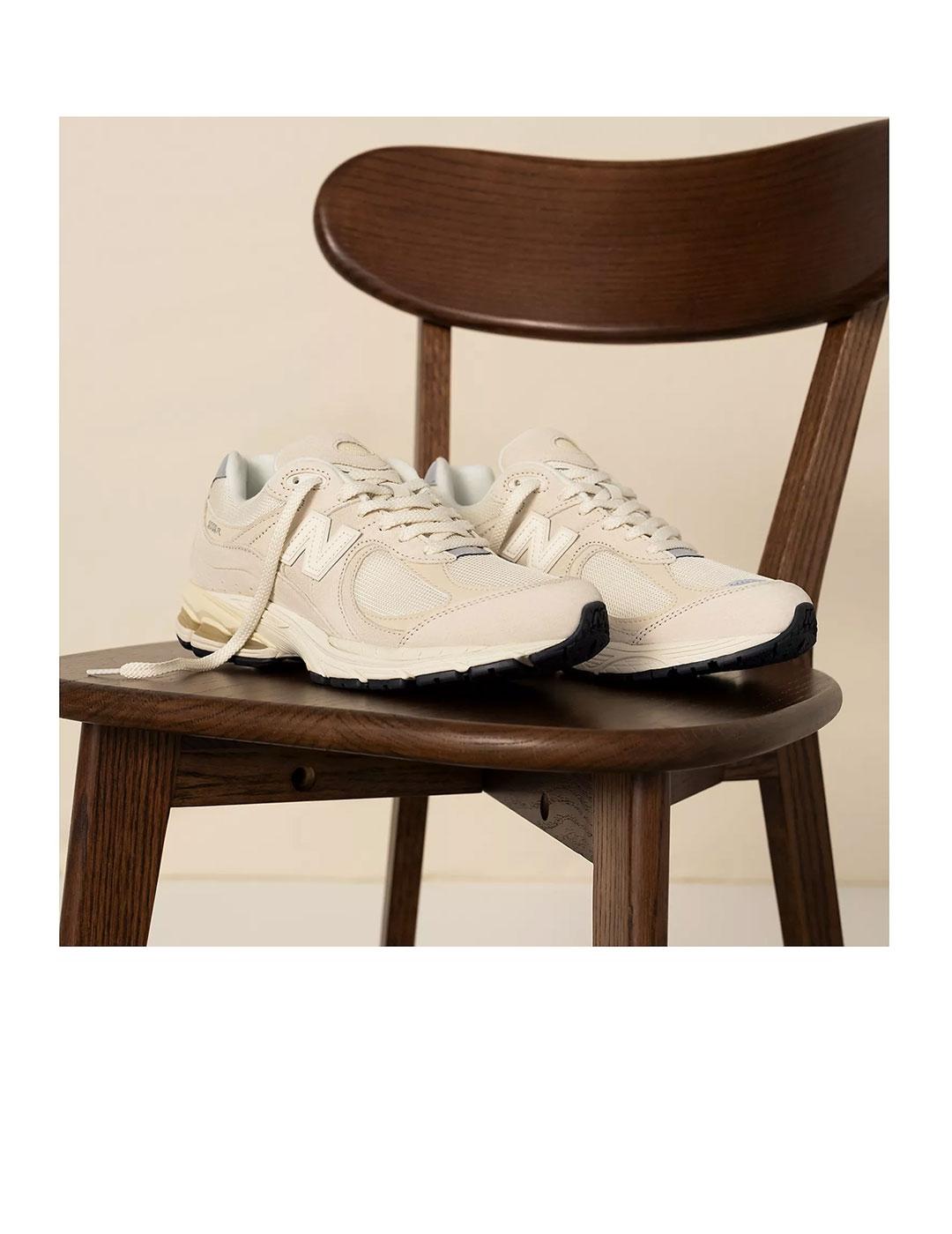 Zapatillas New Balance M2002RCC blanco crudo de mujer