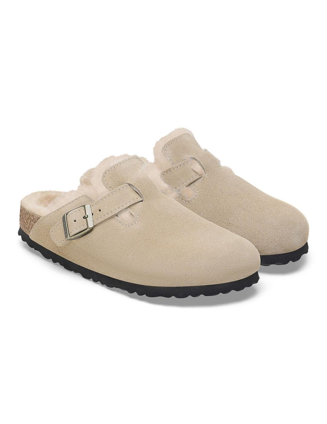 Zuecos Birkenstock Boston con pelo gris de mujer