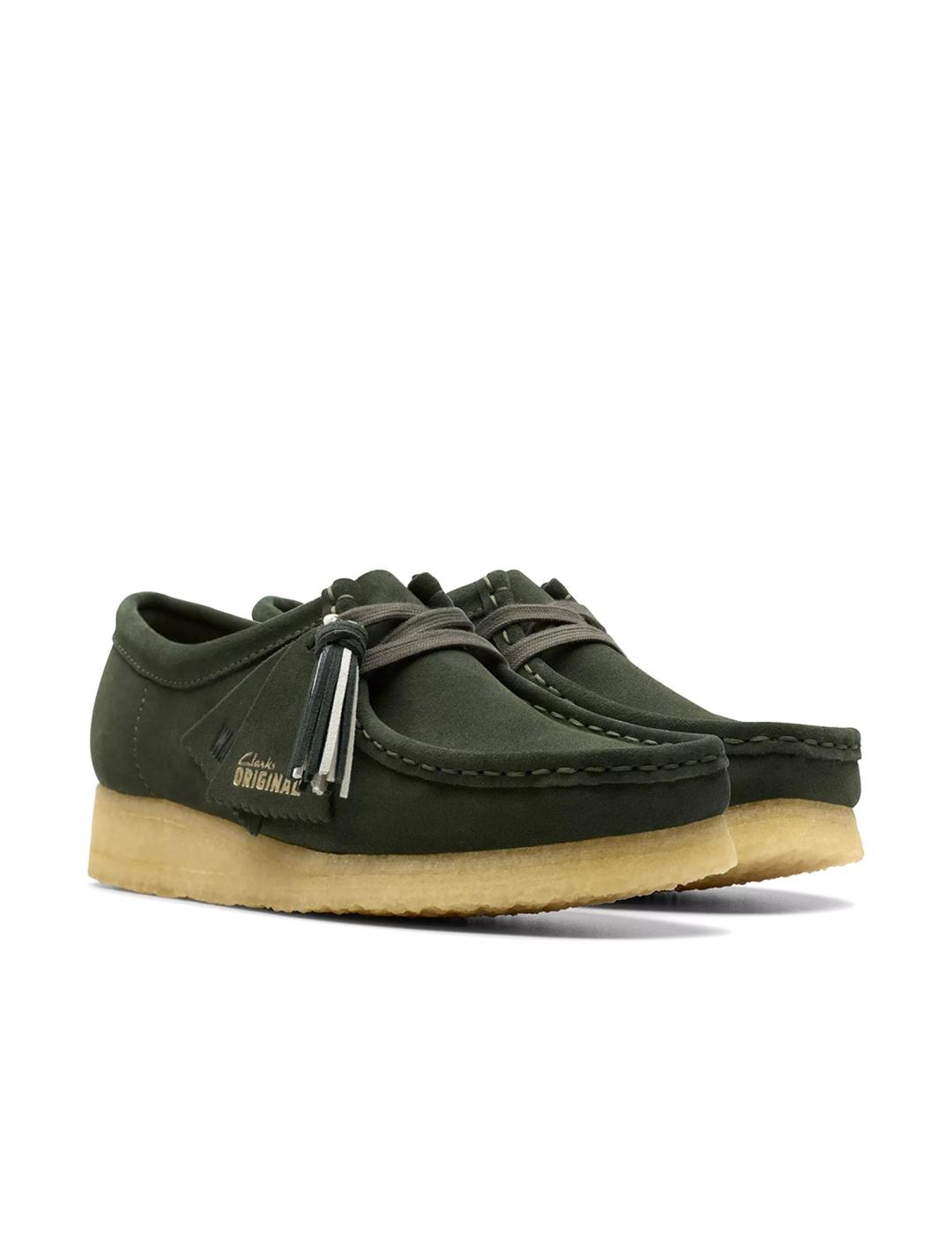Zapatos Clarks Wallabee verdes en ante de hombre