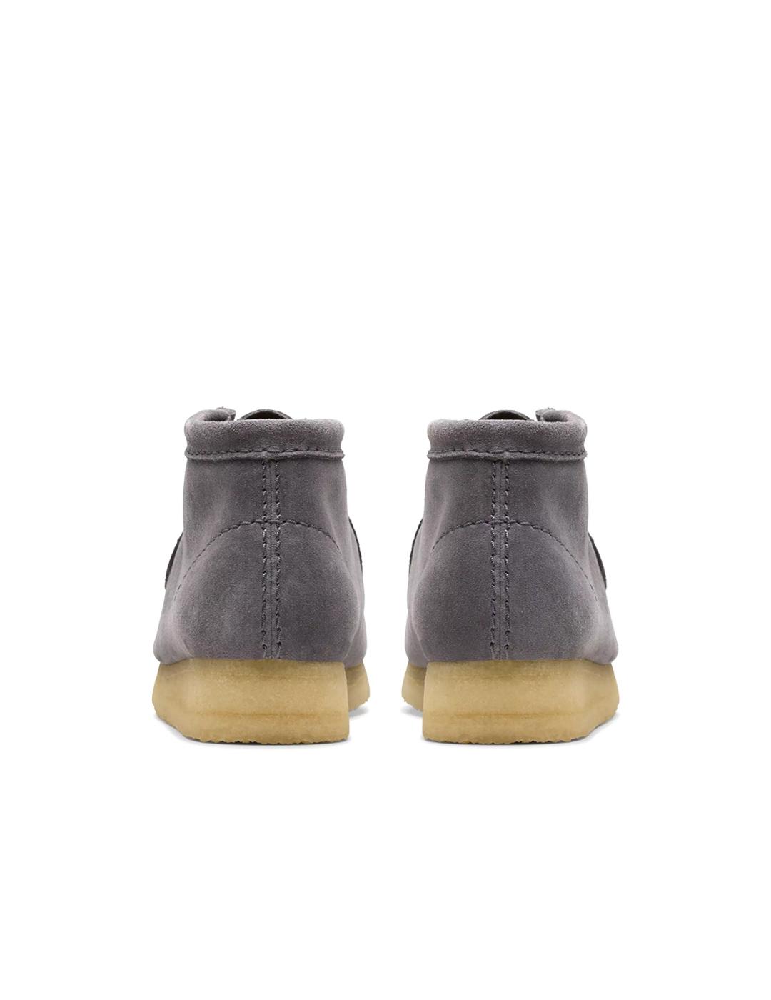 Botines Clarks Wallabee Boot grises de ante para mujer