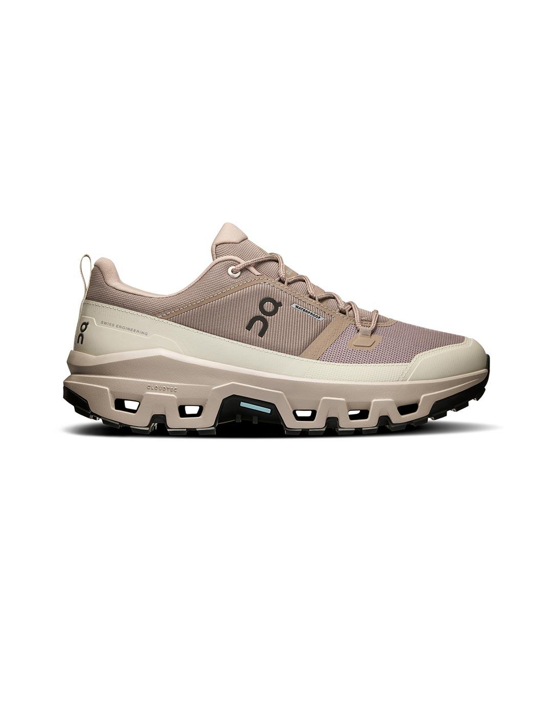 On Running Cloudrock Low waterproof beige hombre