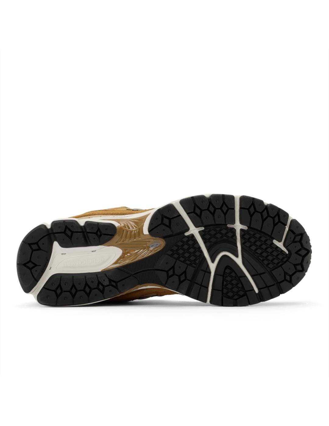 Zapatillas New Balance U2002RCE camel con gris de hombre