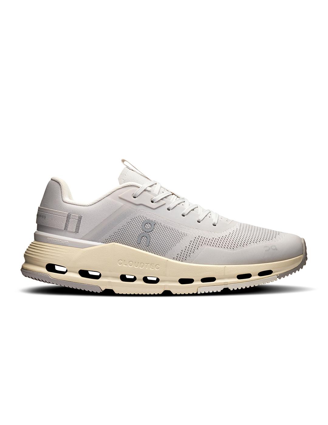 On Running Cloudnova Form 2 TT gris de mujer