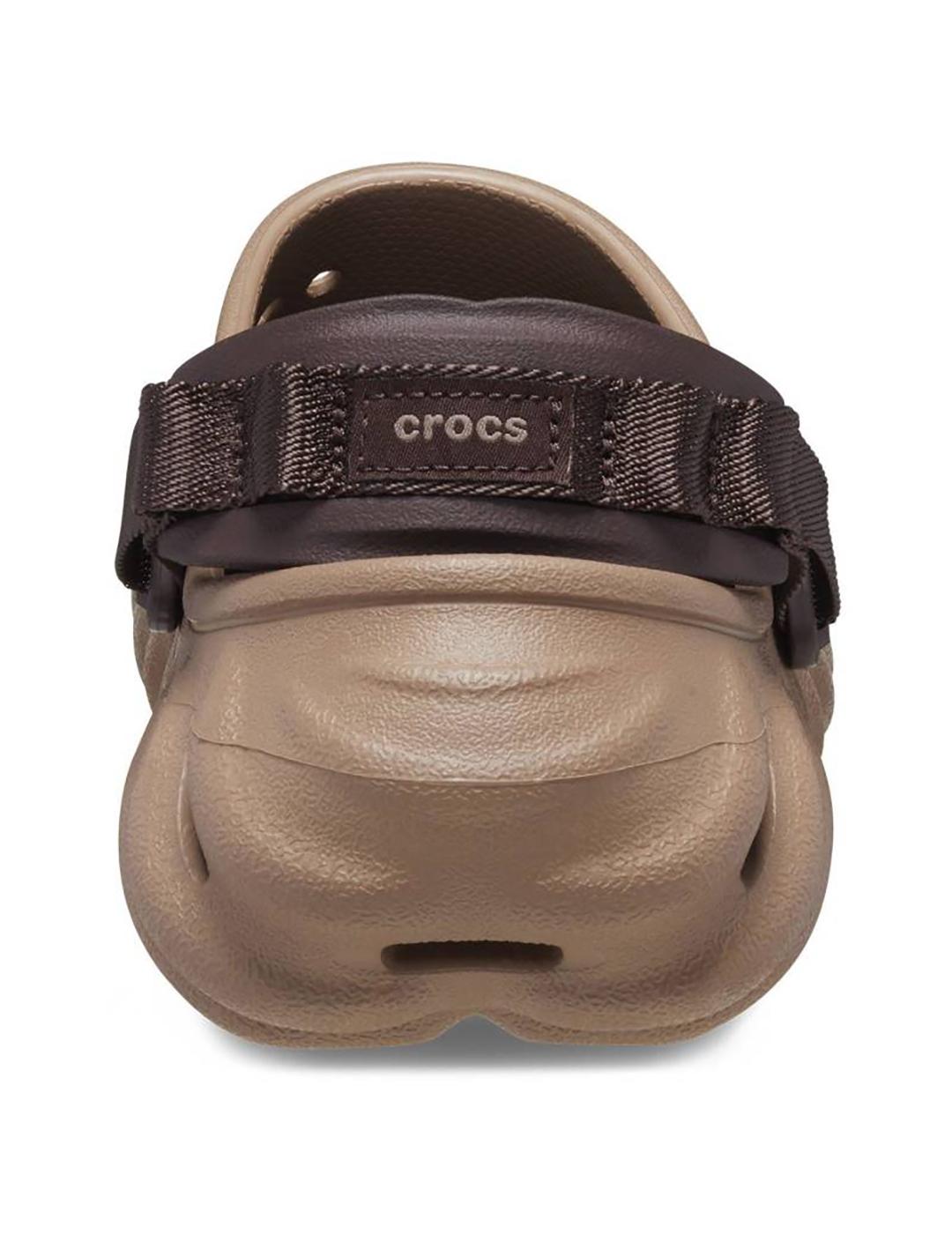 Zuecos Crocs Echo Clog marrón de hombre