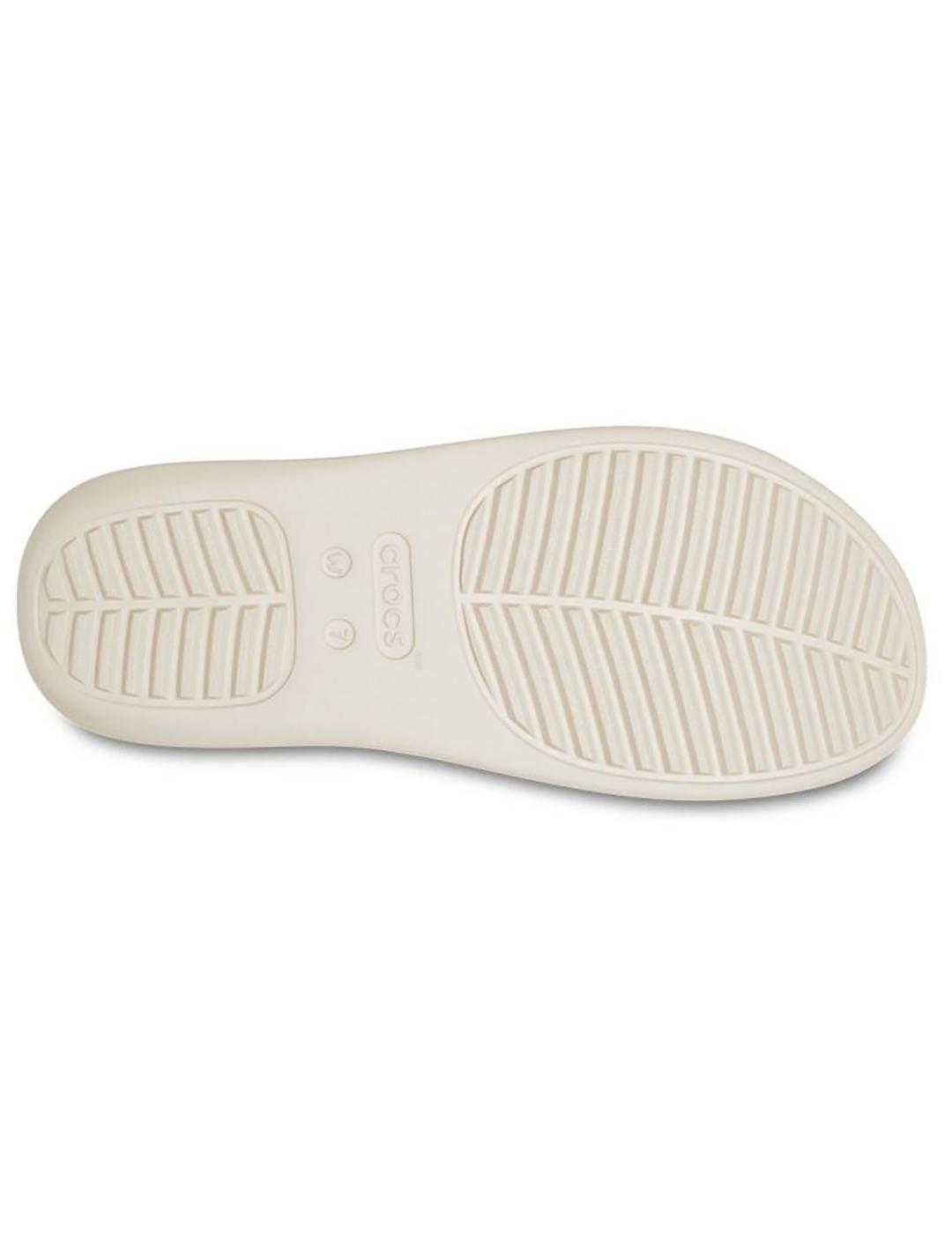 Sandalias Crocs Getaway Strappy crudo de mujer