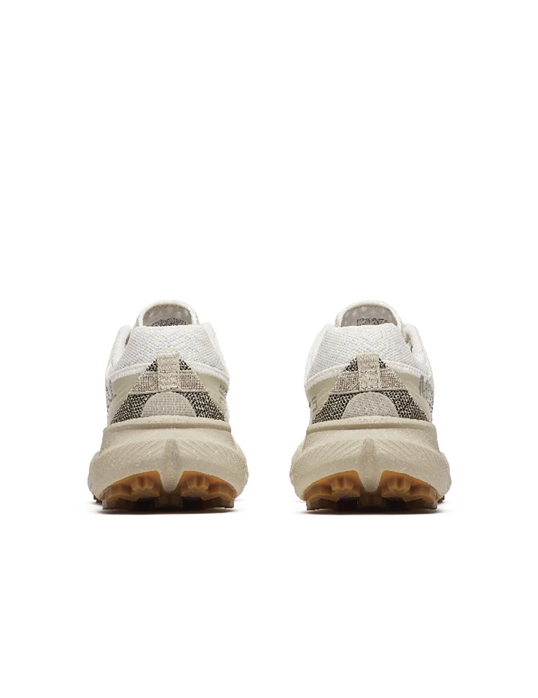 Zapatillas Merrell Agility Peak 5 beige de mujer