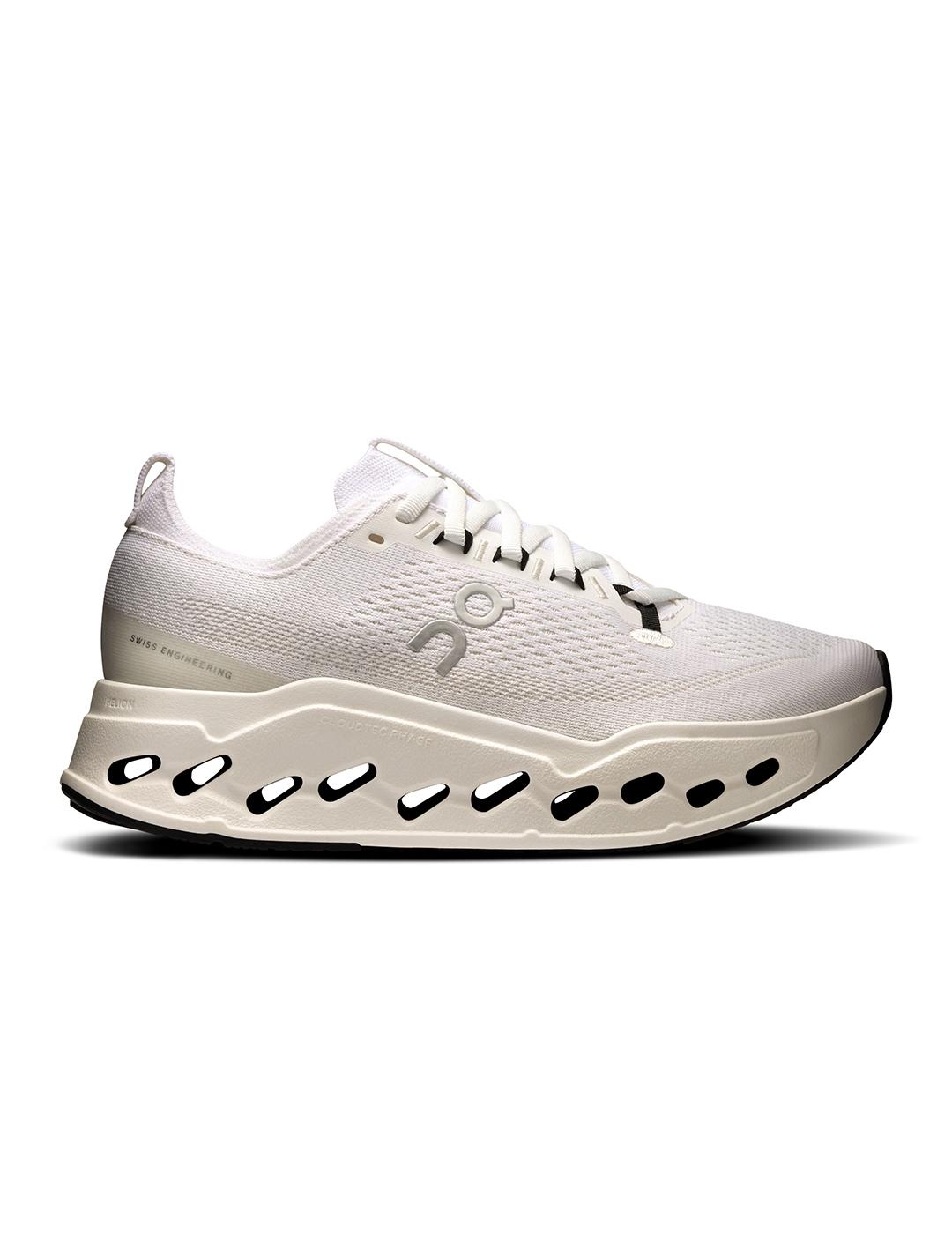 Zapatillas On Running Cloudsurfer Max blanca verde de mujer