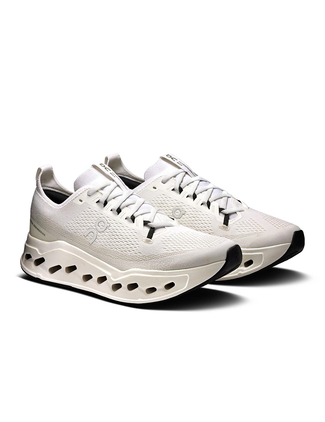Zapatillas On Running Cloudsurfer Max blancas de hombre