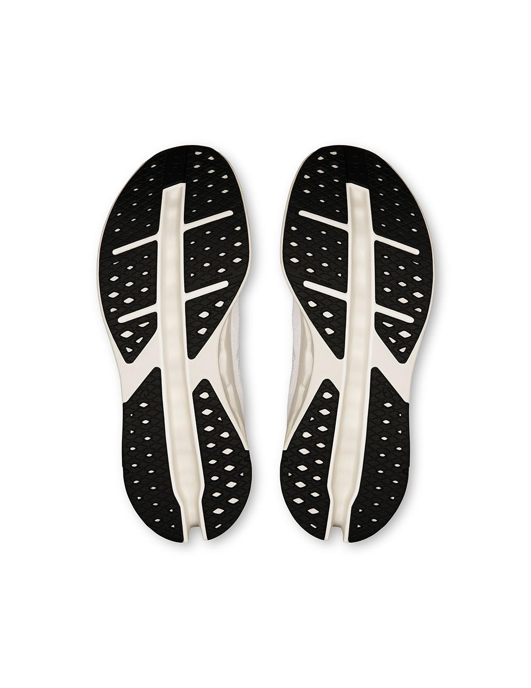 Zapatillas On Running Cloudsurfer Max blancas de hombre