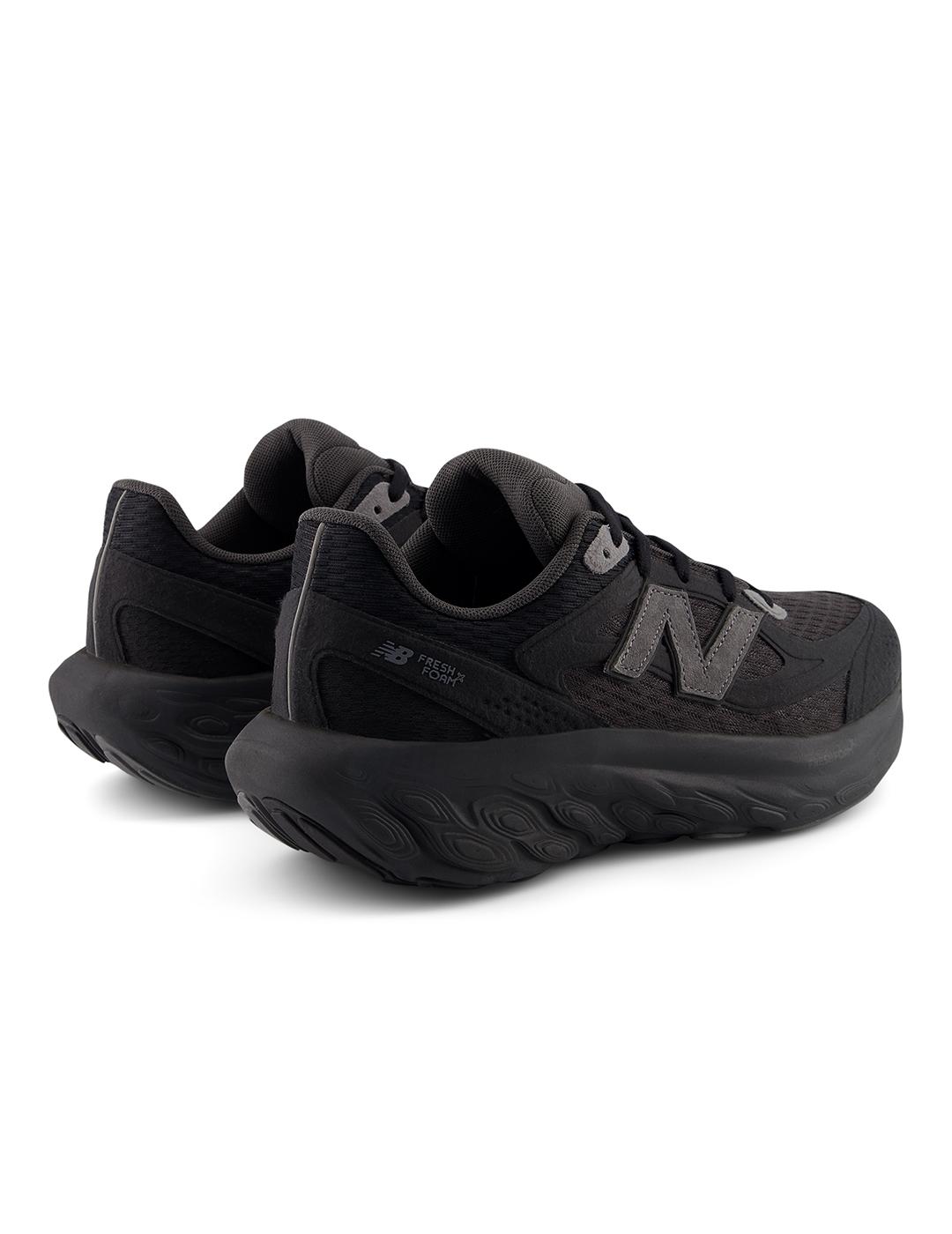 Zapatillas New Balance UTRNAB negras de hombre