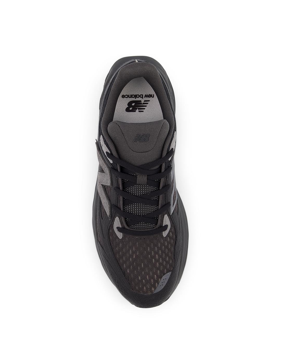Zapatillas New Balance UTRNAB negras de hombre