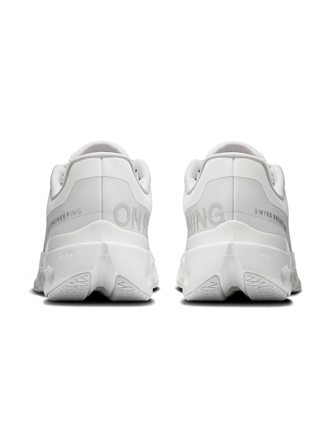 Zapatillas On Running Cloudsurfer Next blancas de mujer