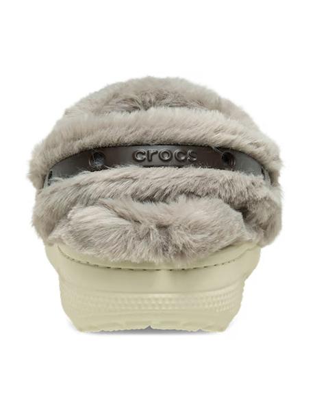 Zuecos Crocs Classic Unfurgettable grises con pelo de mujer