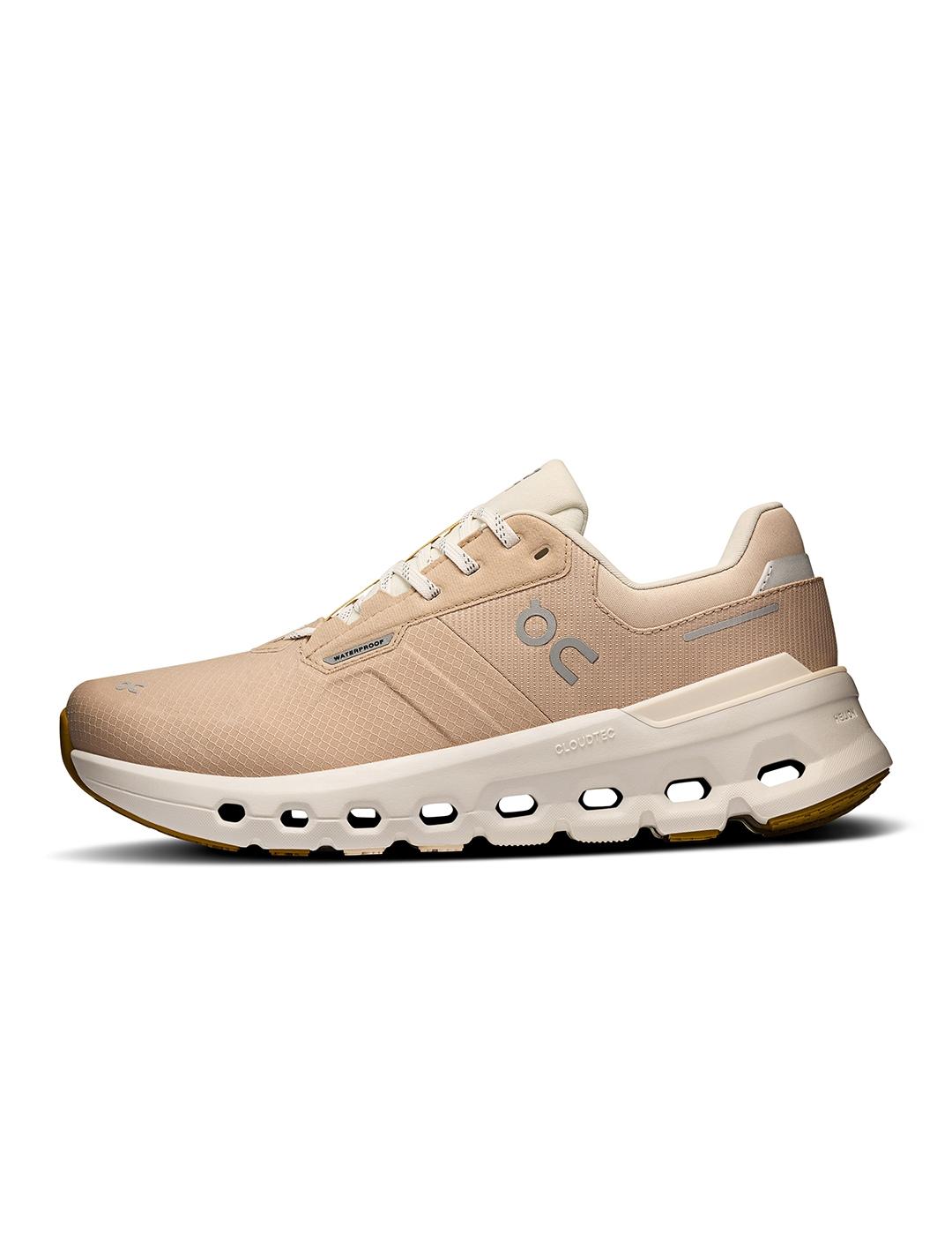 Zapatillas On Running Cloudrunner 2 Wtp beige de mujer