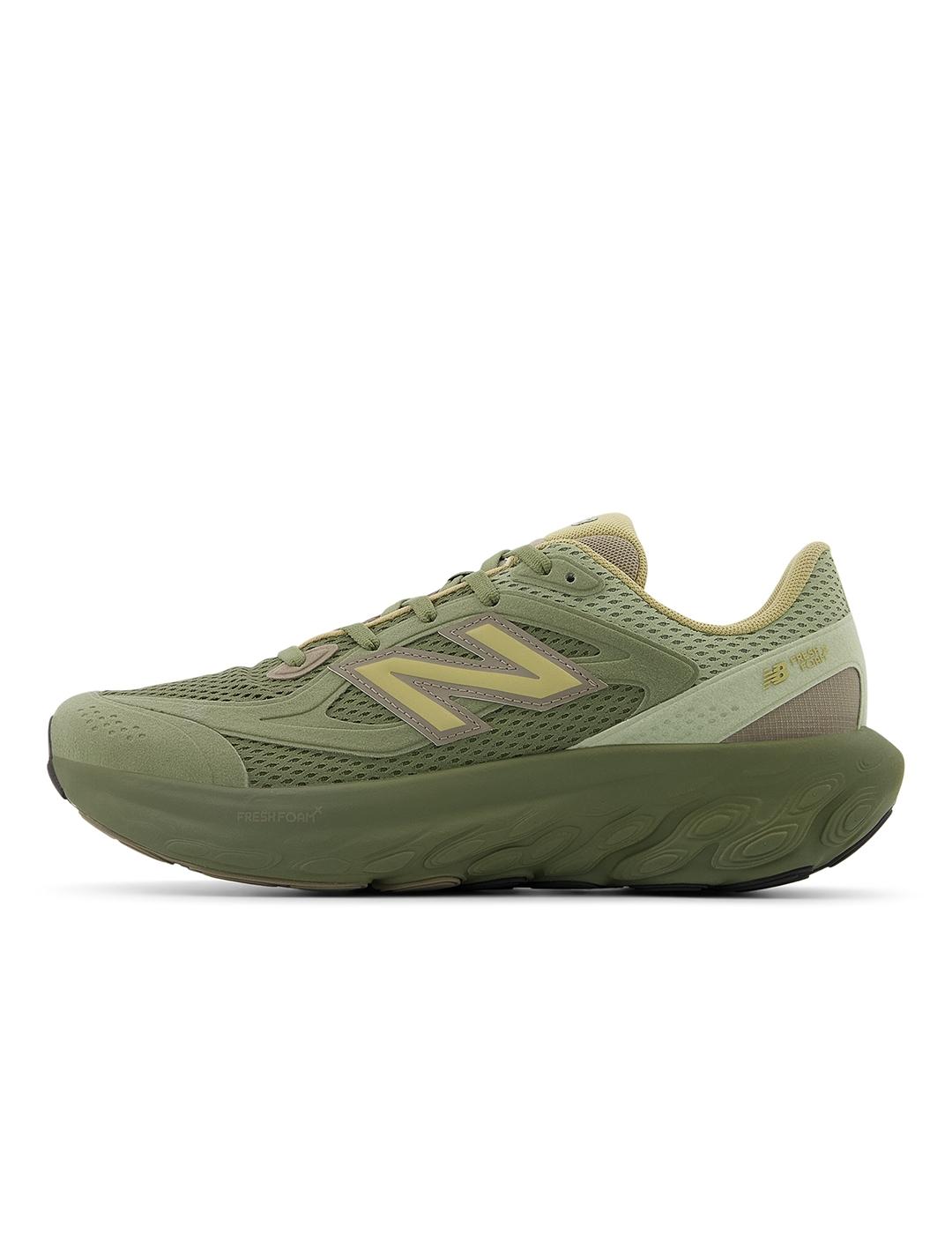 Zapatillas New Balance UTRNAD verdes de hombre