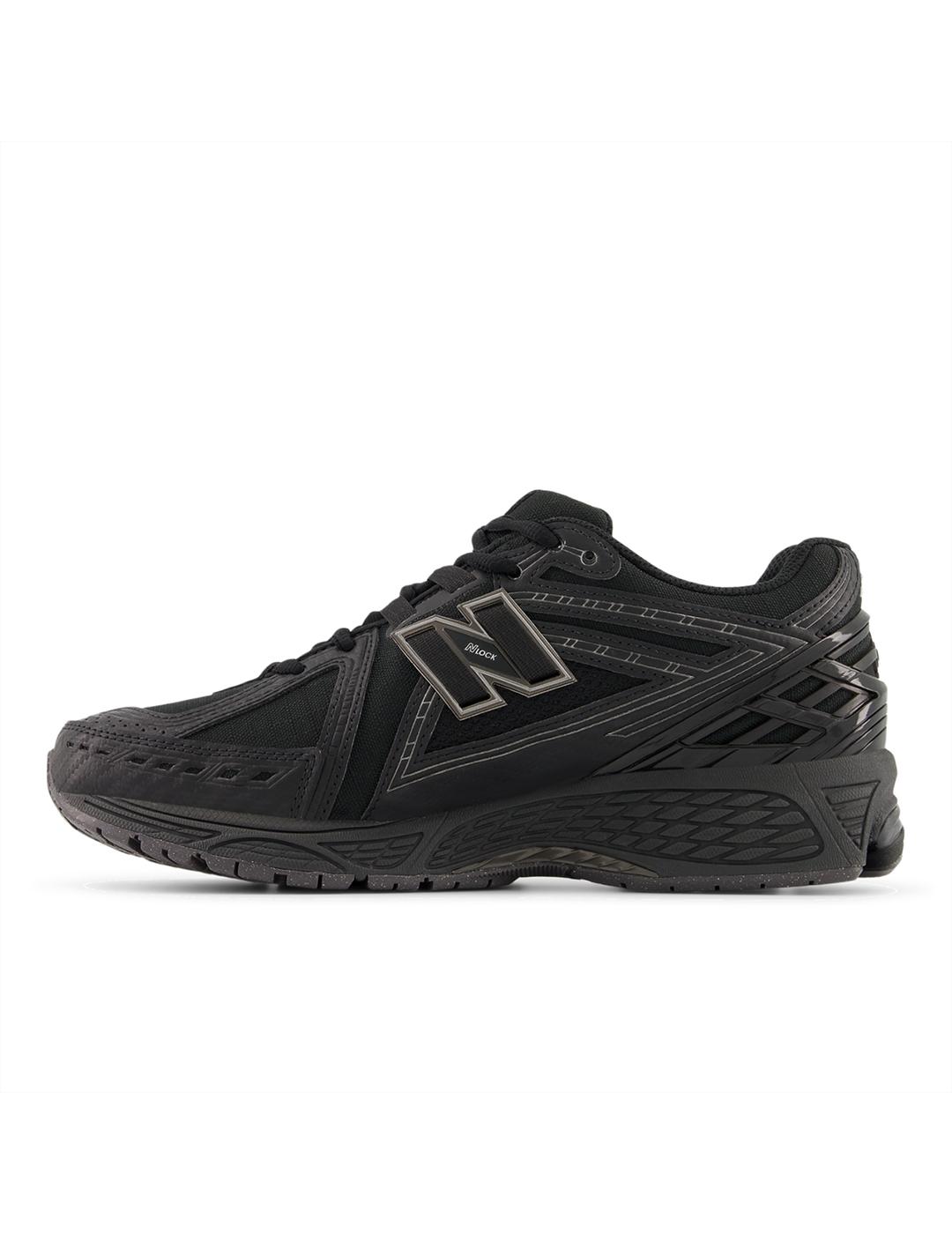 Zapatillas New Balance U1906ROE negras de hombre