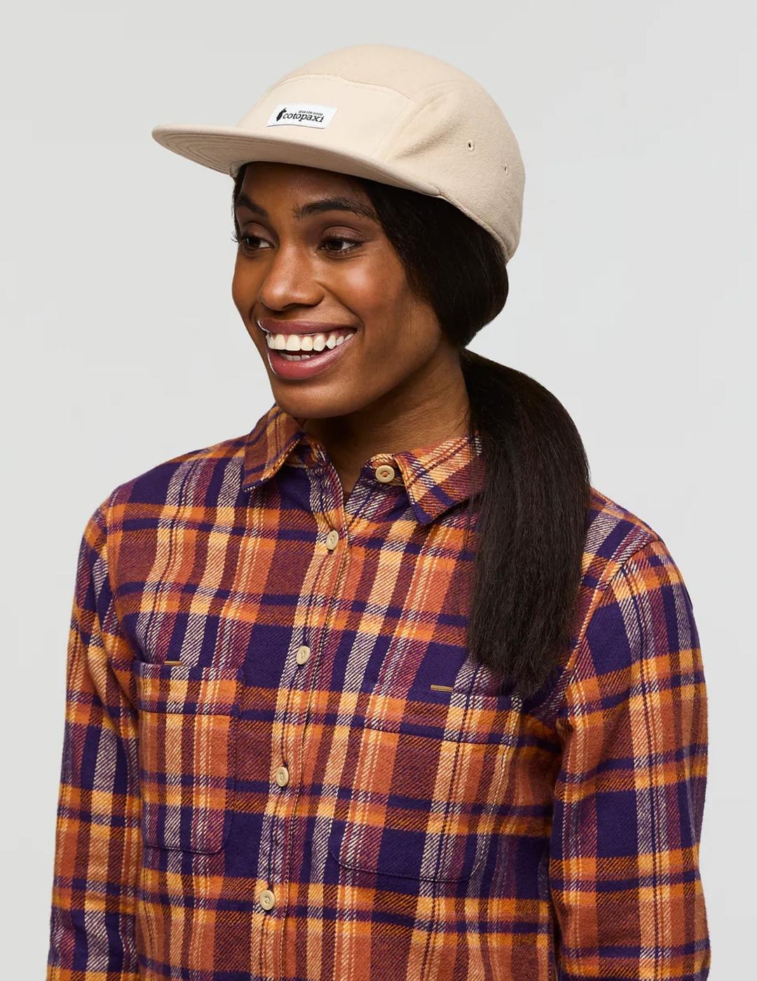 Gorra Cotopaxi Fleece 5 Panel beige de hombre y mujer