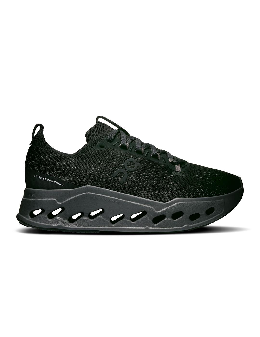 Zapatillas On Running Cloudsurfer Max negras de mujer