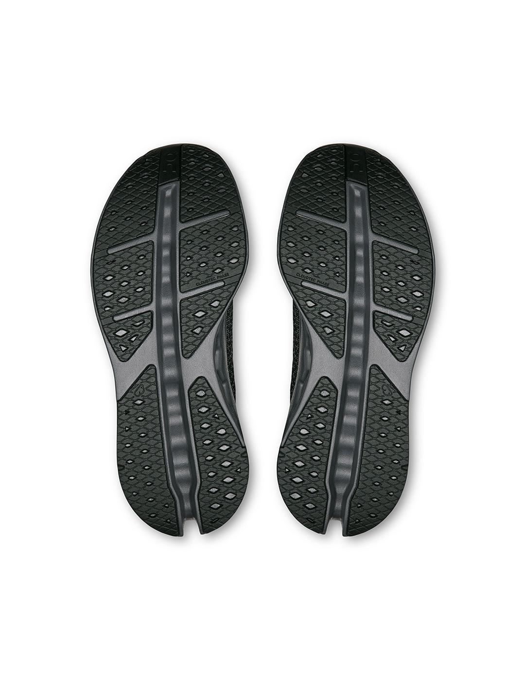 Zapatillas On Running Cloudsurfer Max negras de mujer