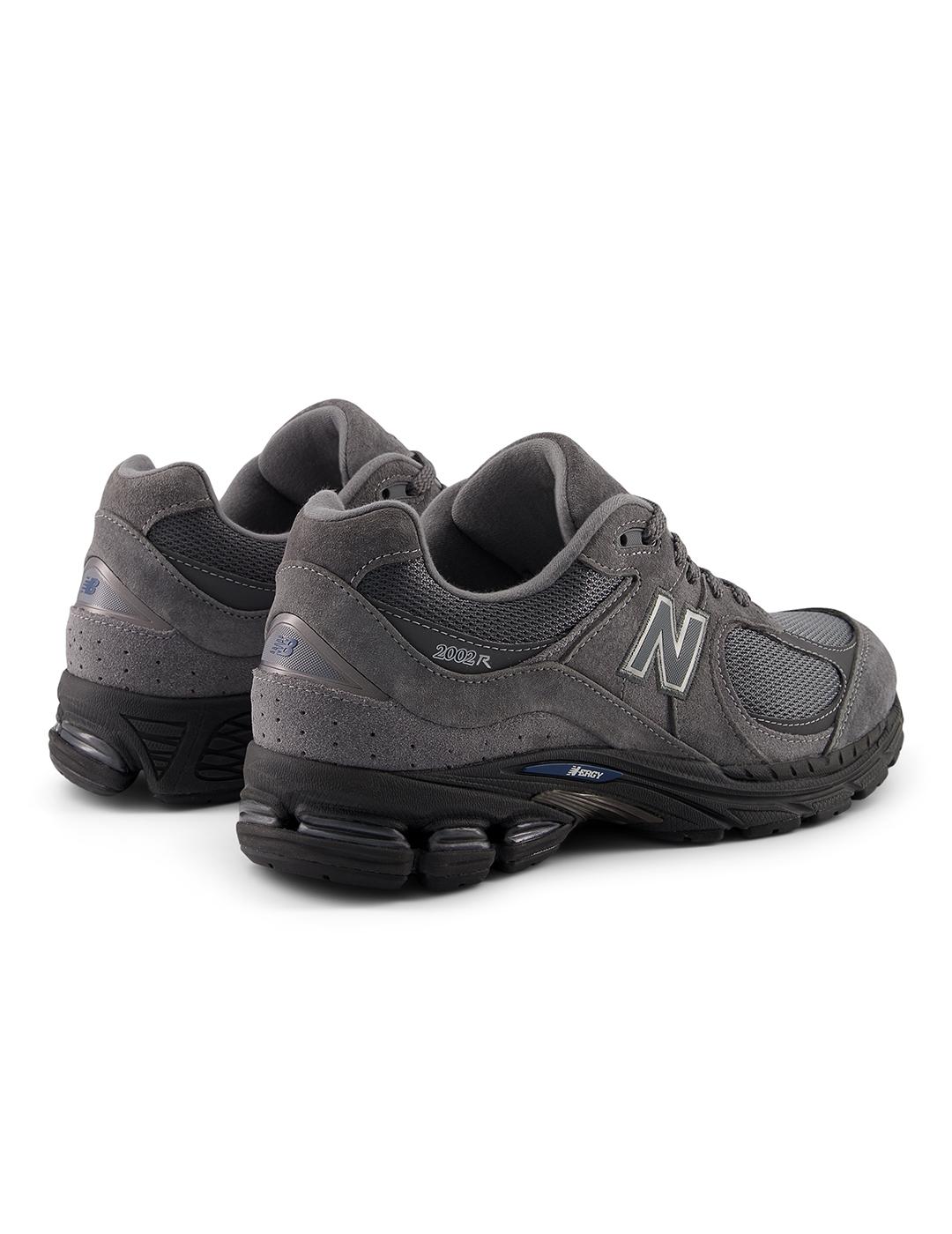 Zapatillas New Balance U2002RH gris oscuro de hombre