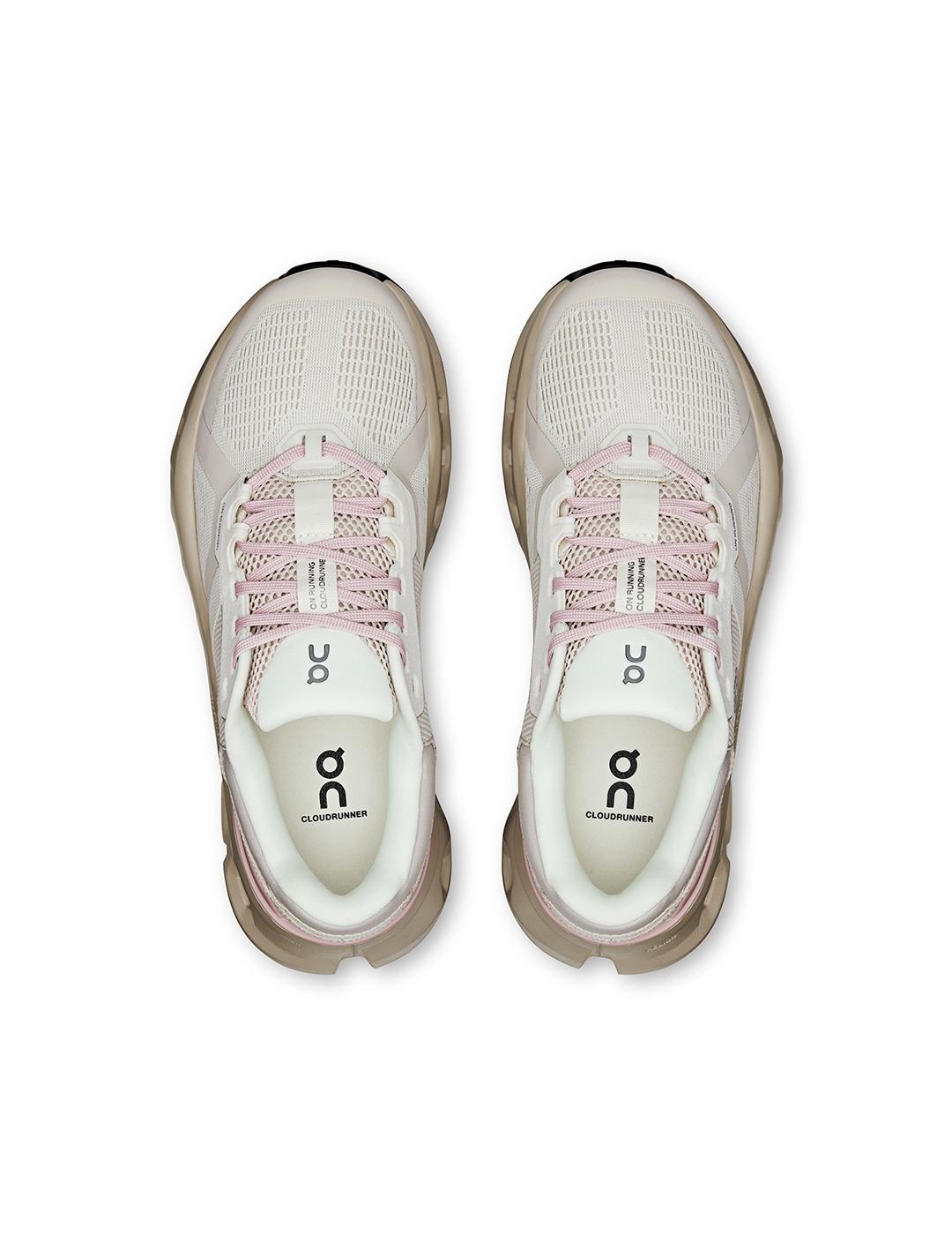 Zapatillas On Running Cloudrunner 2 beige de mujer