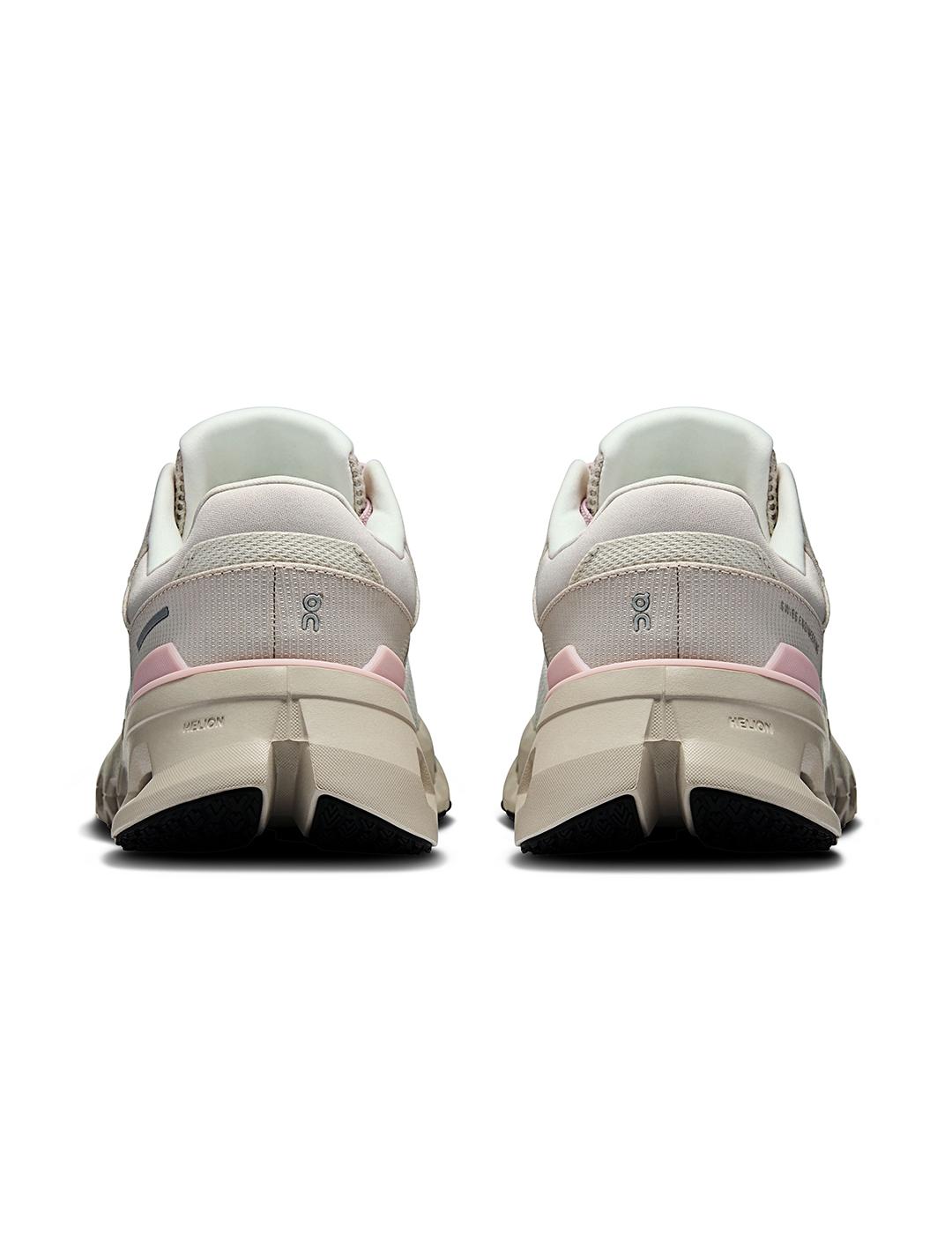 Zapatillas On Running Cloudrunner 2 beige de mujer