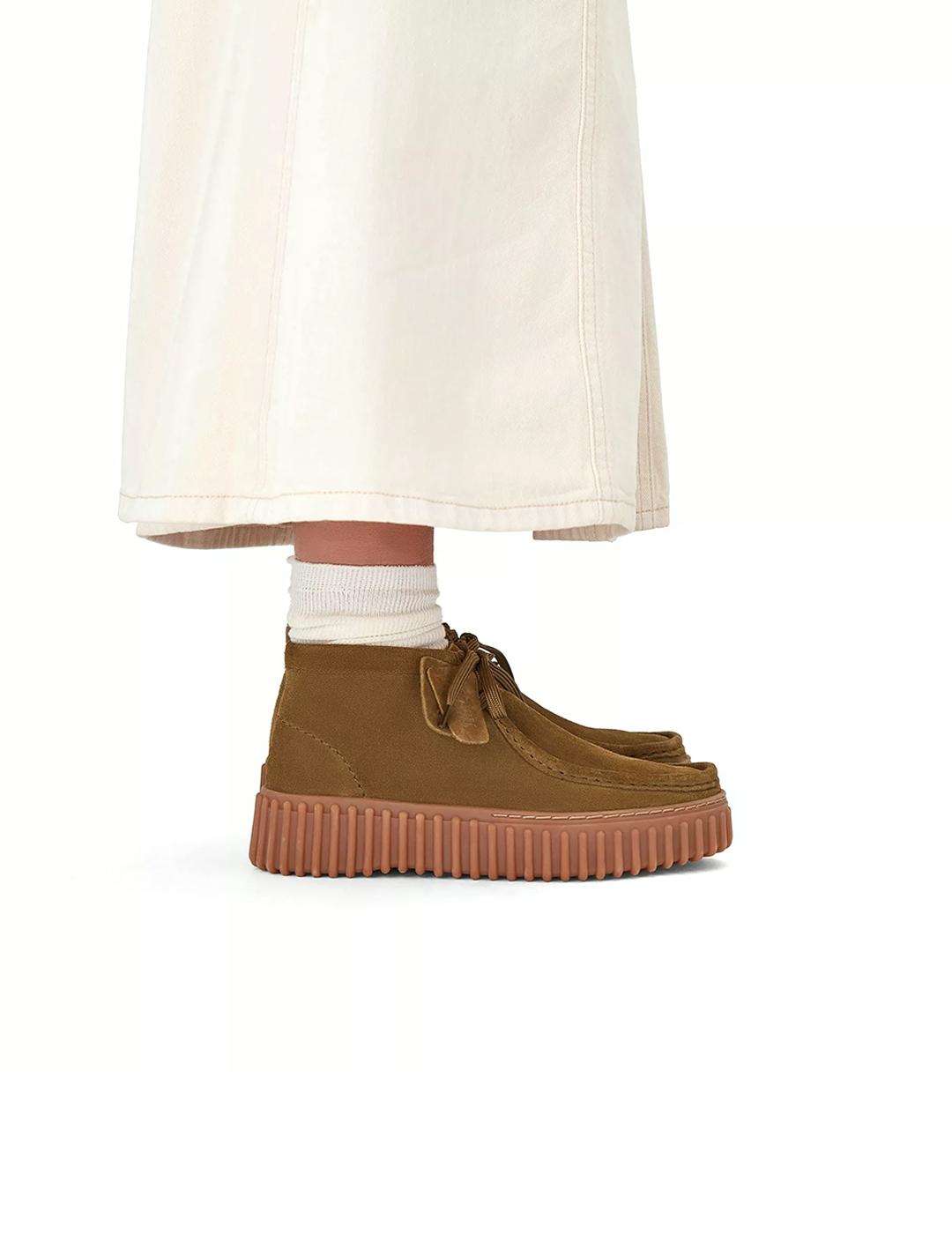 Botines Clarks Torhill ante verde oliva de mujer