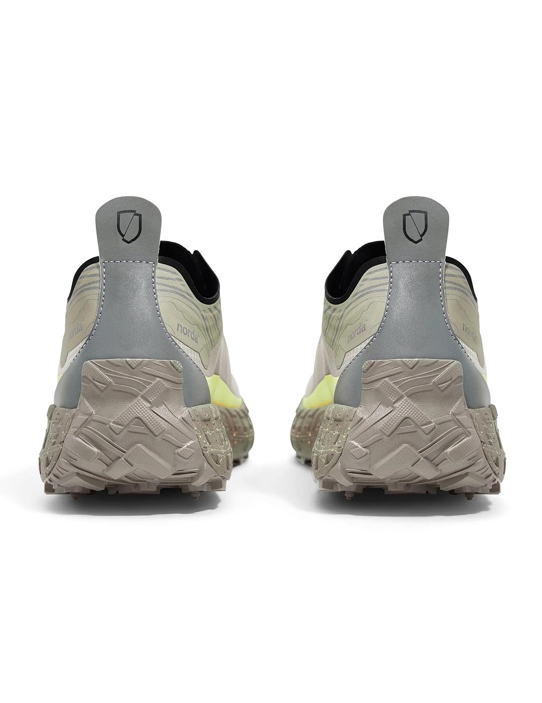 Zapatillas Norda Run 001A Calcite de hombre